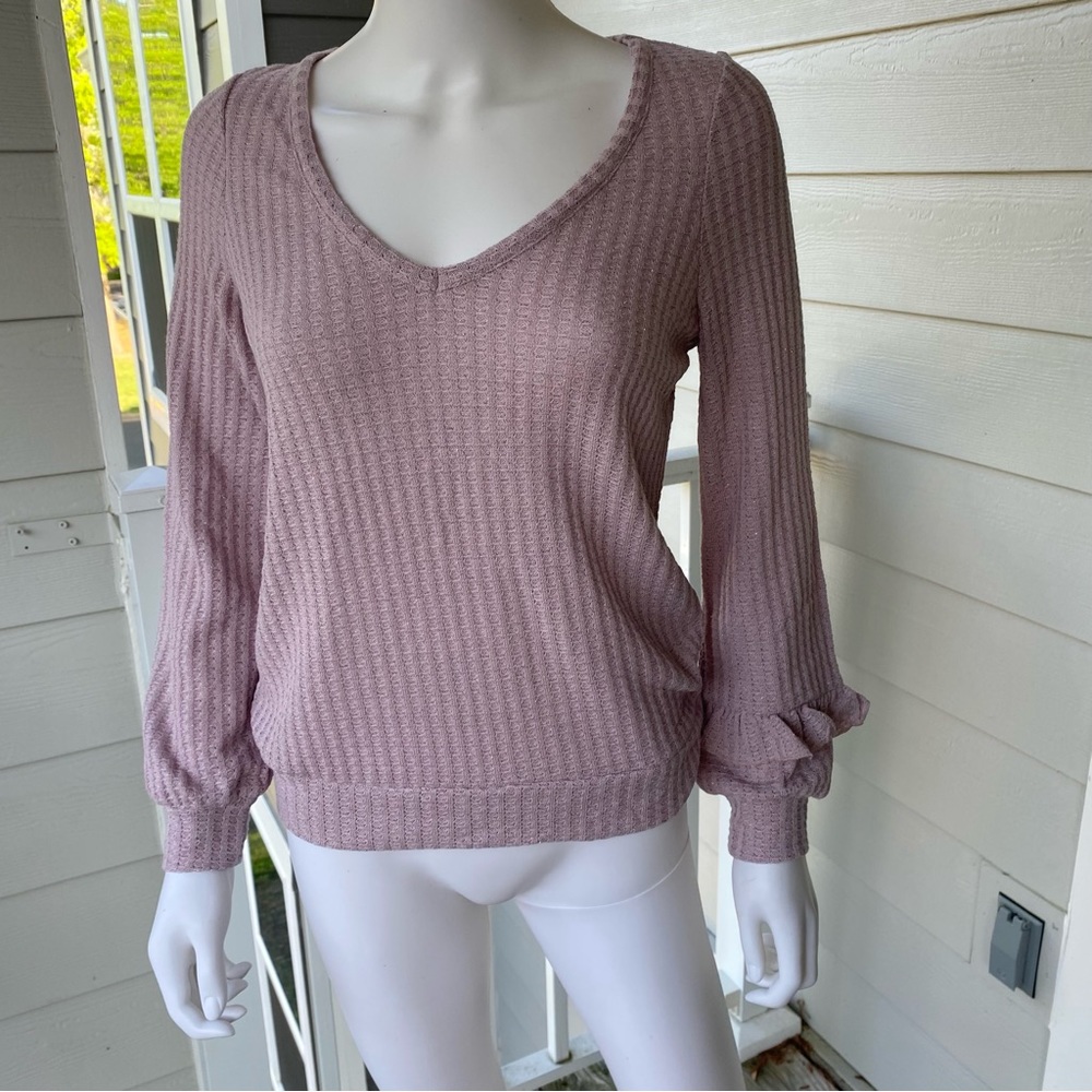 CHASER Lavender V Neck Ruffle Sleeve Knit Top - Picture 8 of 11